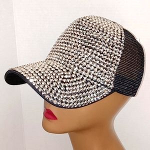 (NWT) RHINESTONE BASEBALL HAT